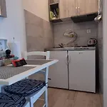 Stura 1 * Zadar